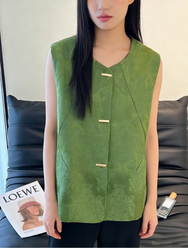 【YUNANEAT】Ladylike green printed blouse with vintage vest and buttoned waistcoat